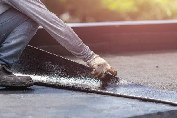 Professional Vapor Barrier Installation technician working in Hemlock, IN